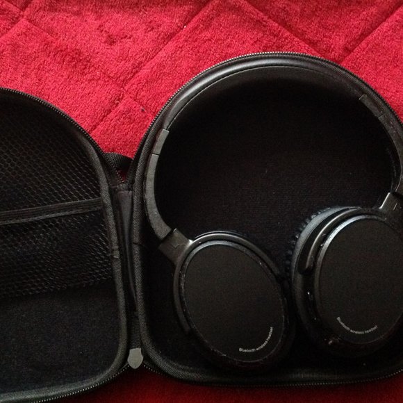 Photive BTH3 Wireless Bluetooth Headphones with Built-in Mic - Picture 3 of 7